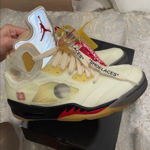 Off-White Air Jordan Retro 5 BRAND NEW 6.5Y/8W